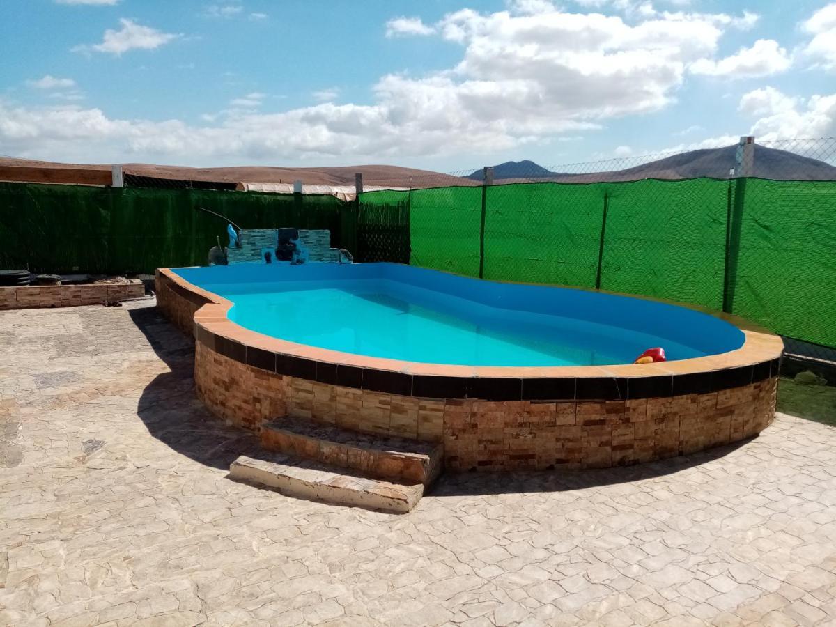 Magica Tindaya Surf House Hotel Buitenkant foto