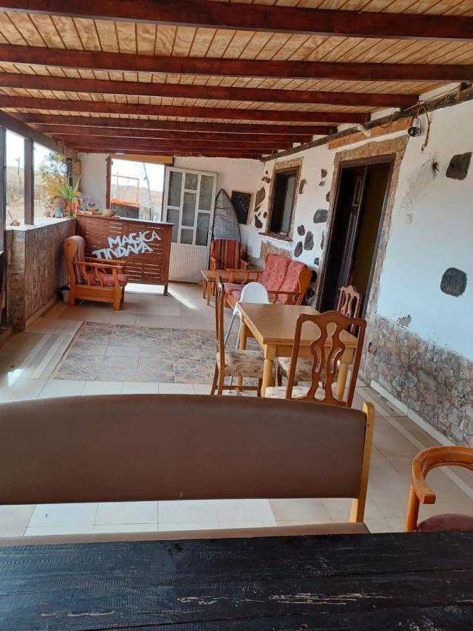 Magica Tindaya Surf House Hotel Buitenkant foto